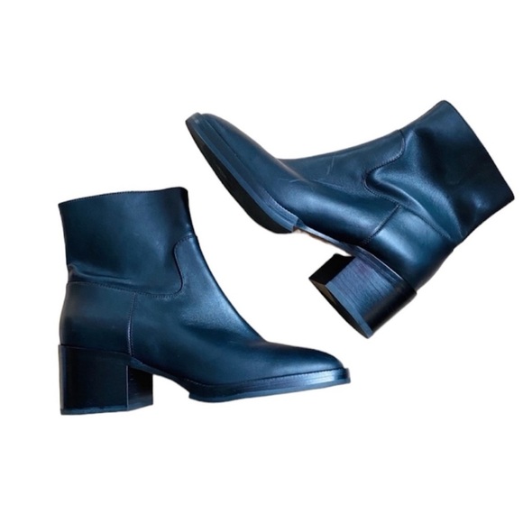 Via Spiga genuine Leather ankle booties with block heel NEW - Picture 1 of 6